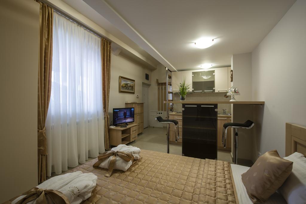Apartments Jevtic Белград Номер фото